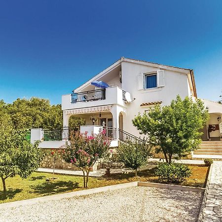 Lovely Apartment In Krk With Wifi Brzac Экстерьер фото