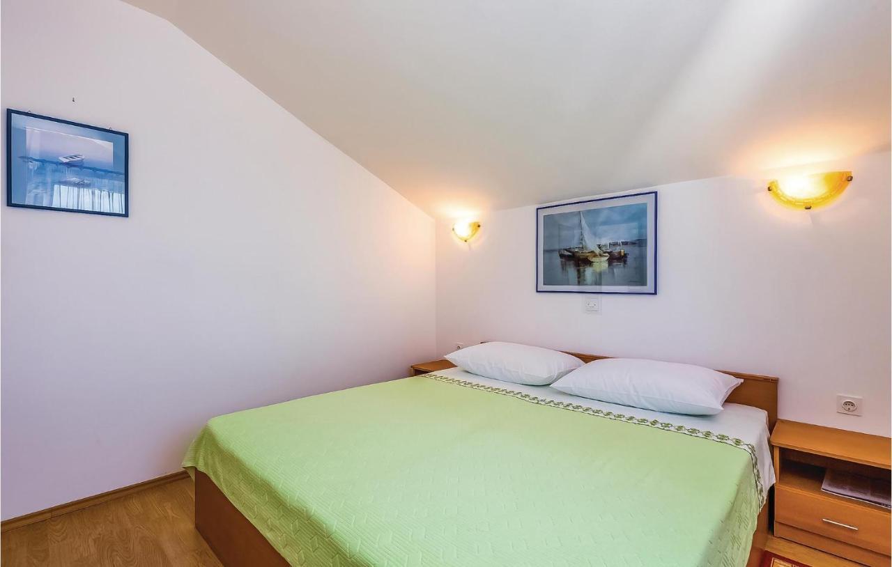 Lovely Apartment In Krk With Wifi Brzac Экстерьер фото