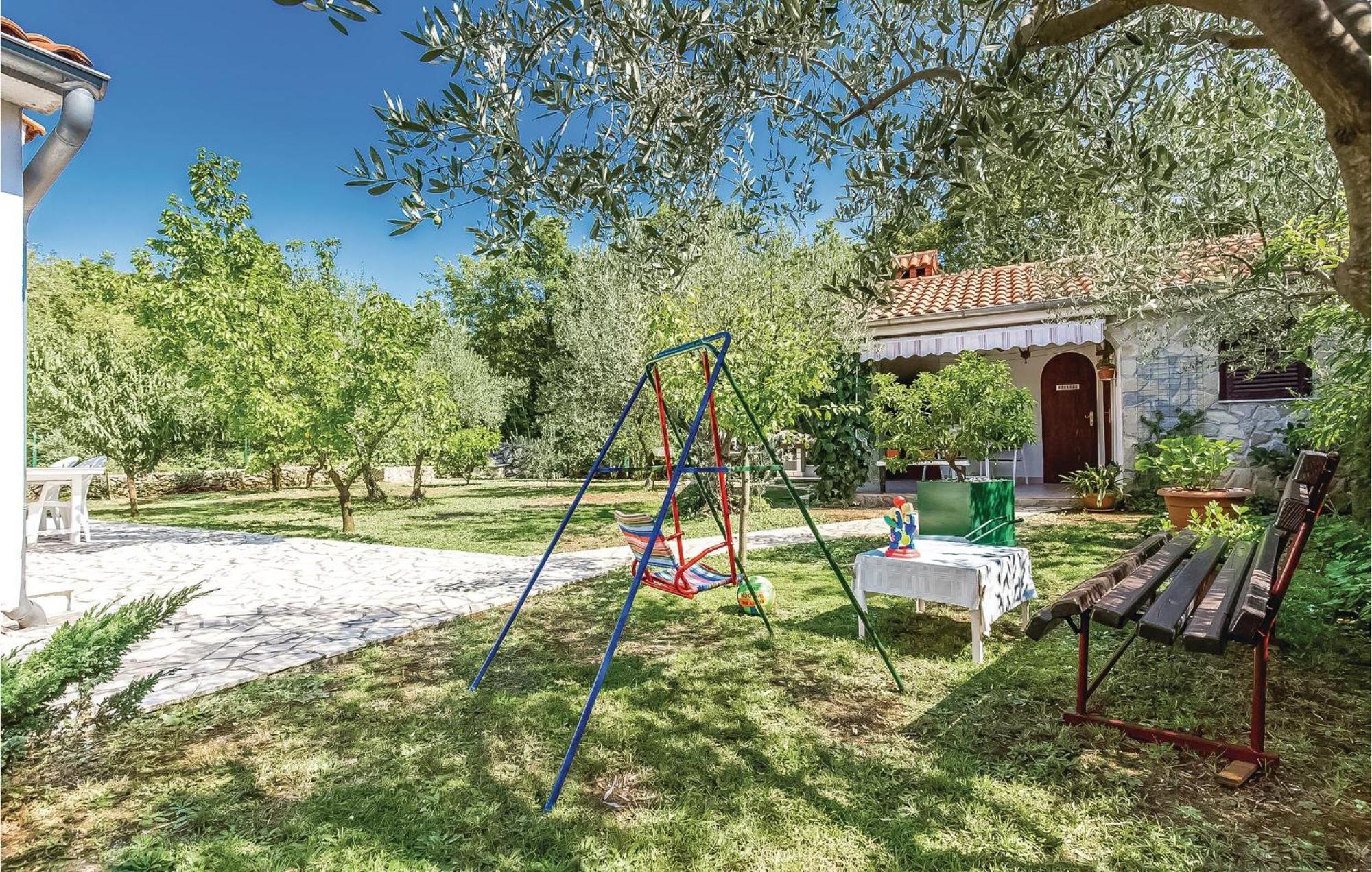 Lovely Apartment In Krk With Wifi Brzac Экстерьер фото