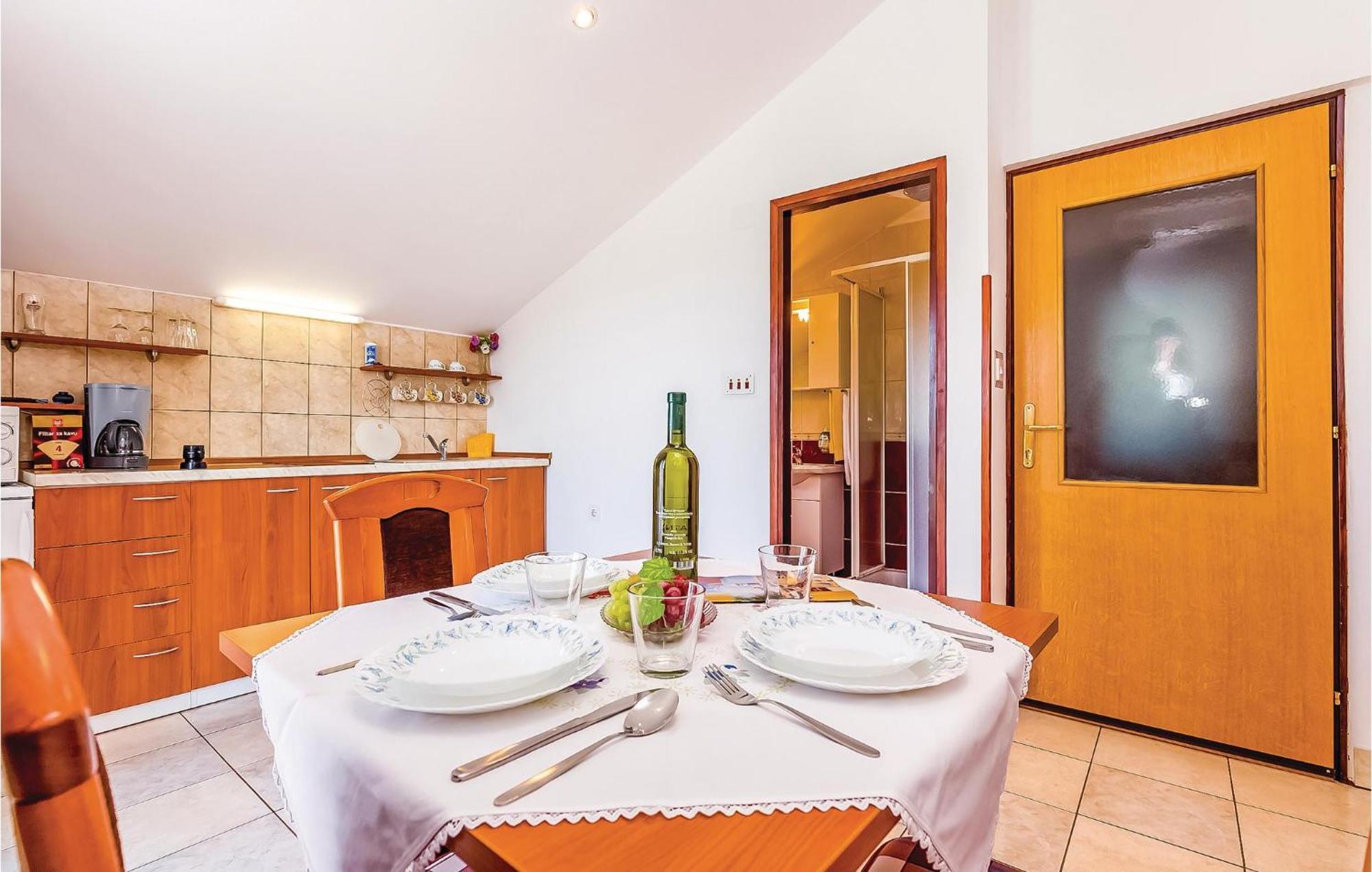 Lovely Apartment In Krk With Wifi Brzac Экстерьер фото