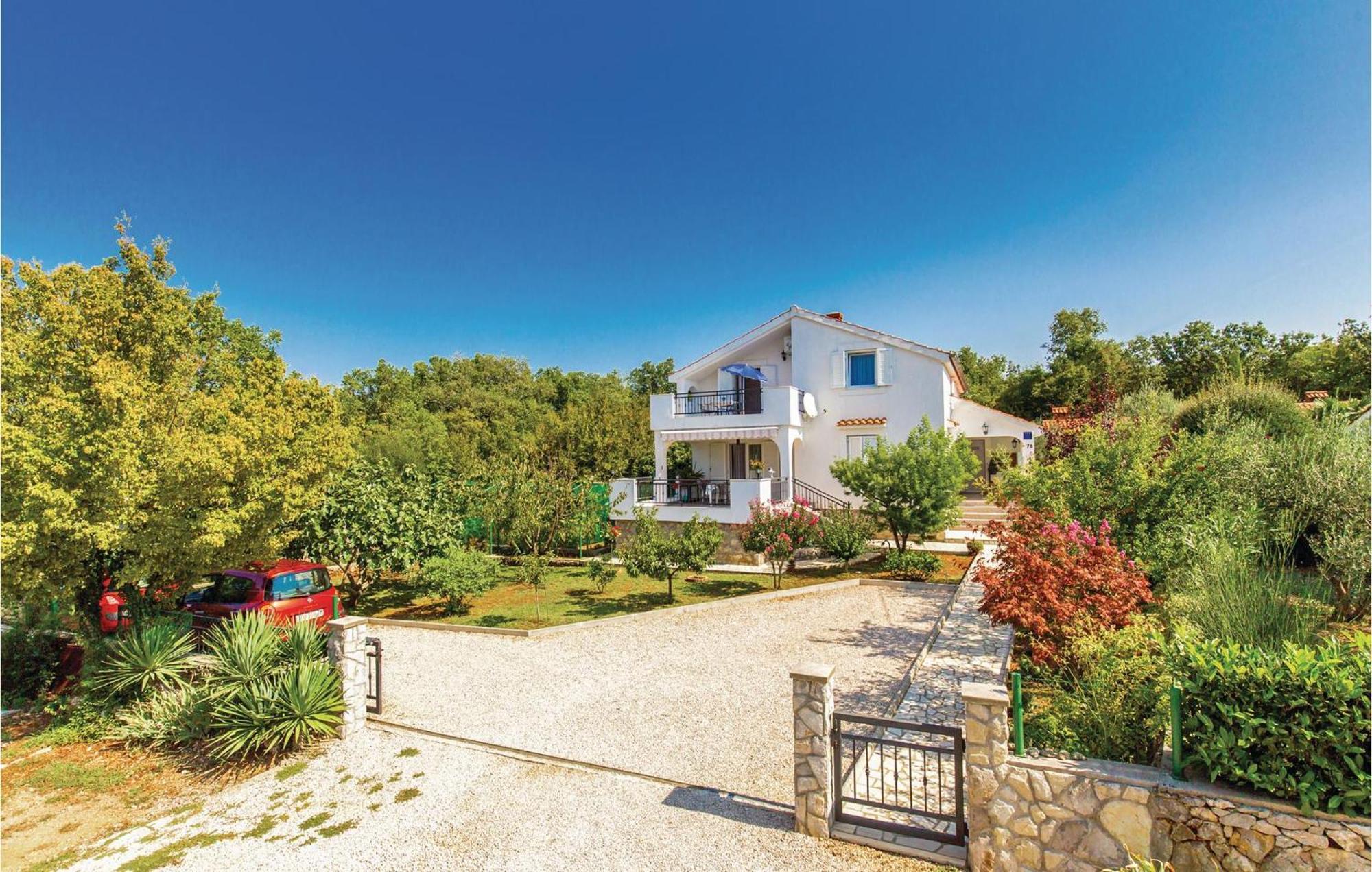 Lovely Apartment In Krk With Wifi Brzac Экстерьер фото