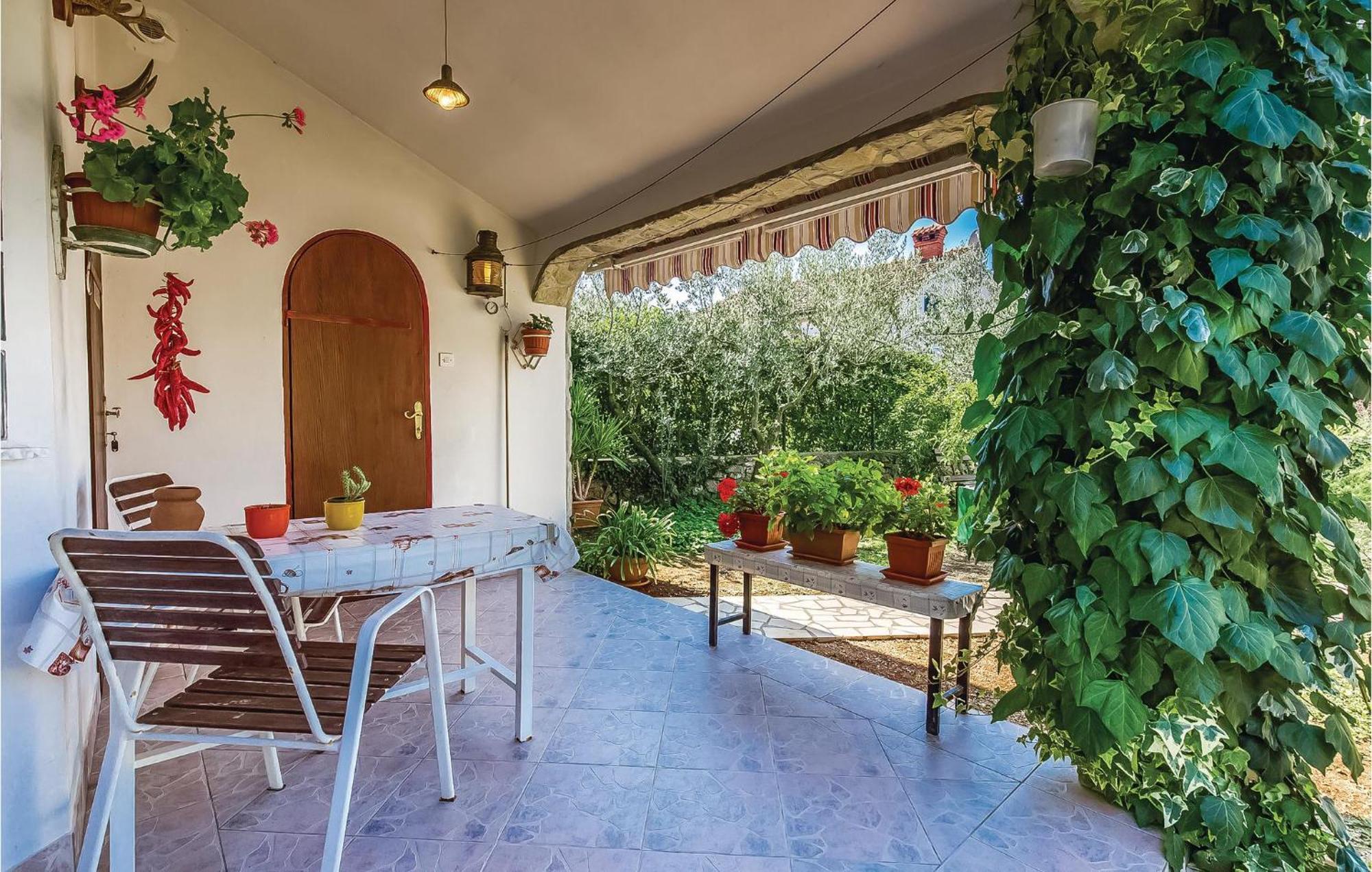 Lovely Apartment In Krk With Wifi Brzac Экстерьер фото